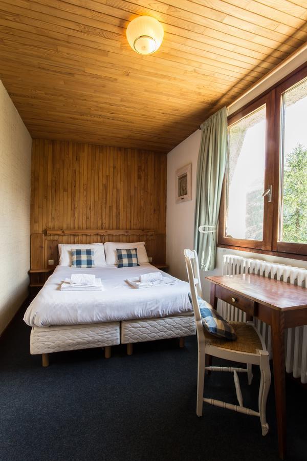 مبيت وإفطار تينْيِ Chalet Les Melezes المظهر الخارجي الصورة