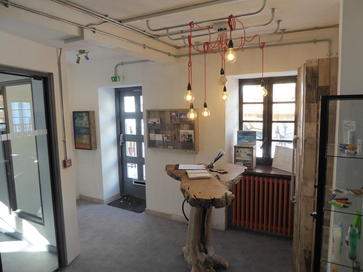 مبيت وإفطار تينْيِ Chalet Les Melezes المظهر الخارجي الصورة